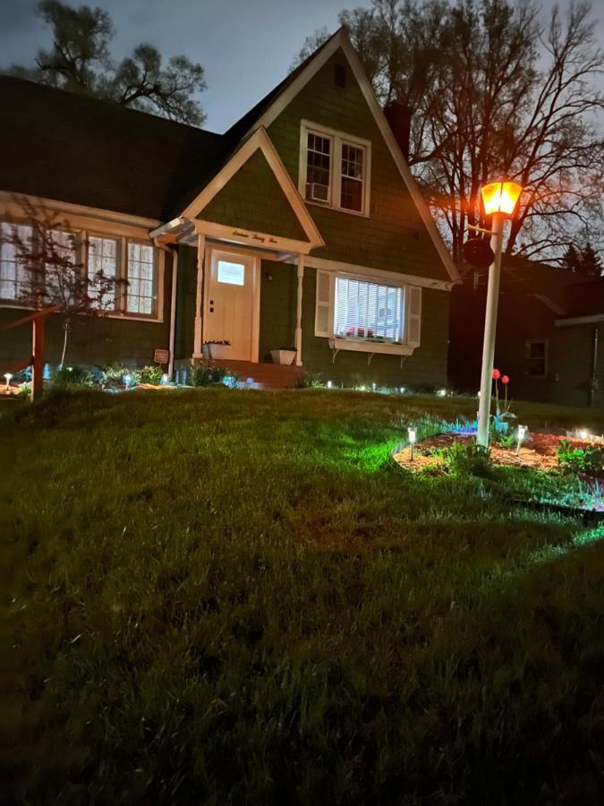 Villa Cozy Cape Cod Grand Rapids Exterior foto